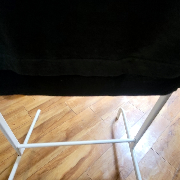 Fabletics Ladies Size Medium Black Grey Workout Top Cap Sleeves Round Neckline - Picture 14 of 16